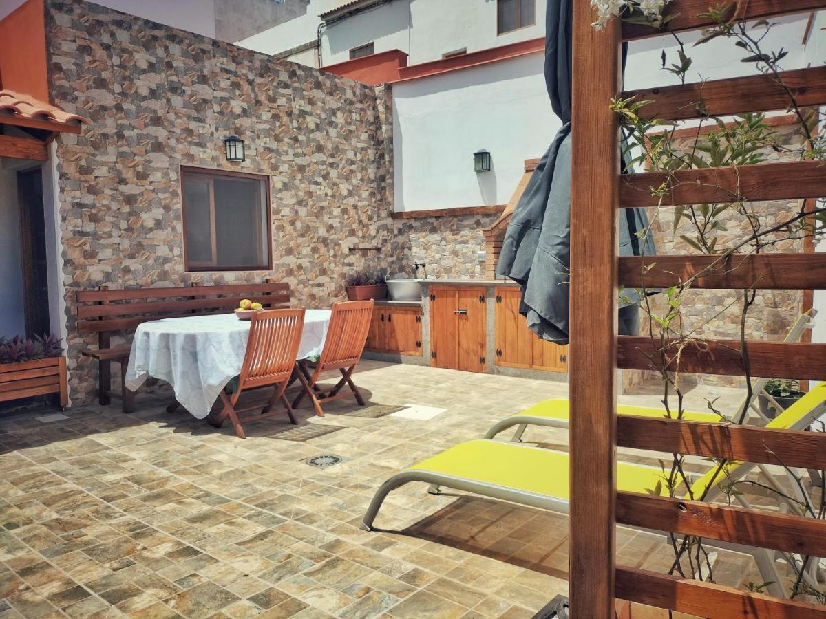 Casa En La Ladera - Real Vibe - Beach & Mountain San Nicolas Exterior photo
